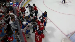 Florida & Buffalo back to back scrums in the 2nd