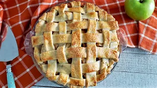 How to Make EASY Apple Pie at Home