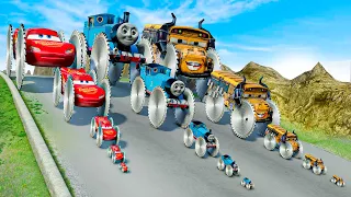 Big & Small Thomas the Train Miss Fritter Lightning Mcqueen with SAW wheels vs DOWN OF DEATH