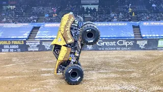 Earth Shaker Monster Jam Truck 2 Wheel Skills