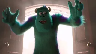 Mike Wazowski impactado por el rugido de Sullivan // la inspiración.