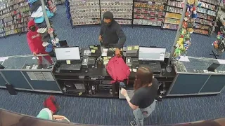 Police seek suspects in armed robbery of Beaumont video game store