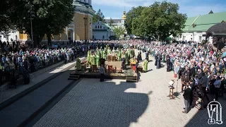 У день П’ятидесятниці Предстоятель УПЦ очолив святкове богослужіння у Києво-Печерській Лаврі