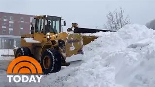 Midwest pummeled with snow as blizzard warnings issued