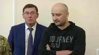 Arkady Babchenko, giusto o no fingerne la morte?