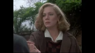 Clemency for Irene -- for a price... Kathleen Turner and William Hickey in Prizzi's Honor