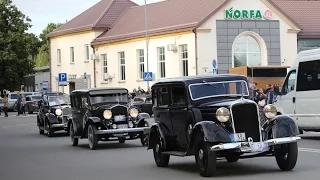 Klubas "Klasika" - istorinių automobilių paroda "Nesenstanti Klasika 2015"