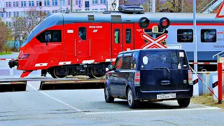 RailWay. Russian Railroad Crossing. New Russian EMU Train EP3D/Проезд железнодорожного переезда ЭП3Д