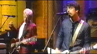 Foo Fighters: Everlong - Live on David Letterman, New York, NY, USA, 10/08/1997