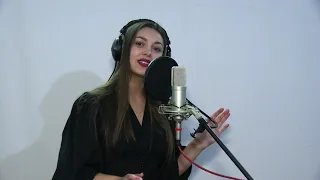 Madalina Burka - Galbena gutuie ( cover Nica Zaharia)