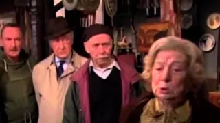 Last of the Summer Wine - Barry in Danger of Reading and Aunt Jessie