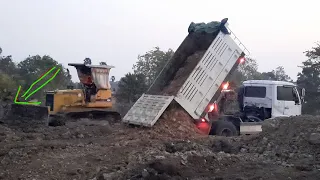 4 Step Process!!  Dump Truck Unloading Stone Land And KOMATSU Dozer​ Pushing EP373