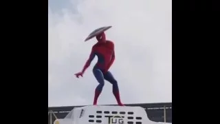 Spider Man funny dance in Captain America Civil War