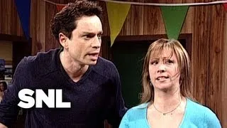 Car Shoppers Josh & Laura - Saturday Night Live