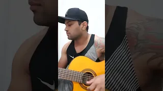 Edy Britto voz e violão para vocês!