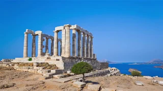 Come erano fatti i templi nell’antica Grecia? (tratto da GrecoLatino. Versionario bilingue)