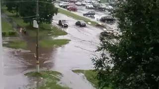 Новомосковск залило после дождя