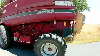 CASE IH 2388 axial - flow & John Deere 7720 (žně 2023)