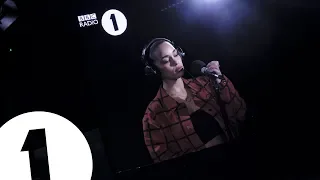 Jorja Smith covers All The Stars by Kendrick Lamar (Live Lounge)