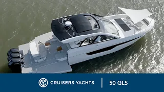 Cruisers Yachts 50 GLS | Adventure-Seeking Outboard Bowrider