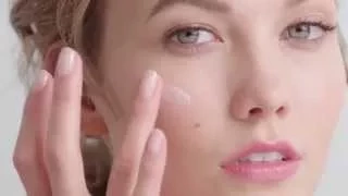 L'Oréal Skin Perfection - Karlie Kloss
