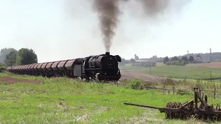 BR 44 müht sich vor langem, schweren Güterzug