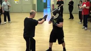 Longsword close fighting and how movies get it wrong