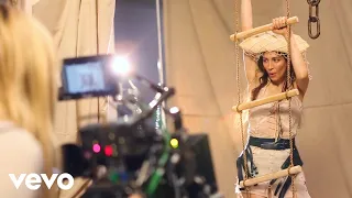 Caroline Polachek - Ocean of Tears - Behind the Scenes