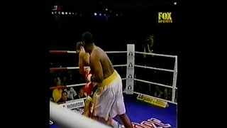 WLADIMIR KLITSCHKO GETS DROPPED FOR THE FIRST TIME EVER & THEN DESTROYS THE GUY!!! #SHORTS