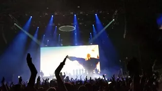 Gorillaz - Feel Good Inc [Live at O2 Arena]