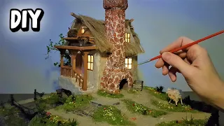 Miniature house on the hill / Shepherd's hut / DIY