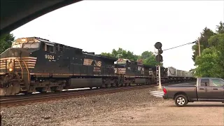 NS 419 and 21J at Enon Valley, PA  6/20/2018