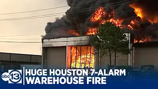 Huge 7-alarm warehouse fire in Houston in 1995