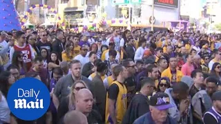 Massive crowds gathered in Los Angeles for Kobe final game in 2016 - Daily Mail