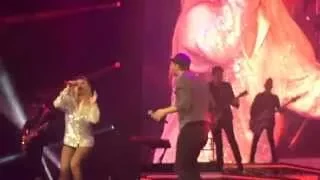 Shania Twain / Gavin DeGraw - Party For Two (Rock this country tour July 8th, 2015)