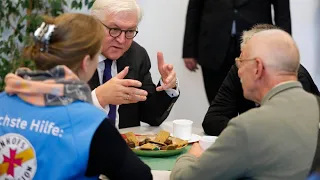 Steinmeier: Bahnhofsmission ist „unverzichtbar“