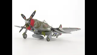 Republic P-47D Thunderbolt. Hobby boss 1:48.