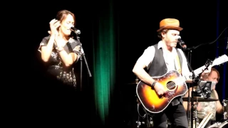 Emily and Rob singing Dearly Departed, Louden Swain Concert, SPN Vegas Con 2017