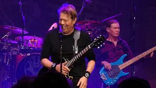 GEORGE THOROGOOD  :  "One Bourbon, One Scotch, One Beer" -  Pacific Amphitheatre / Costa Mesa (2023)
