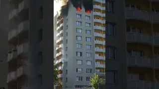 požár panelového domu v Bohumíně