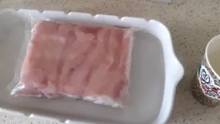 Metoda rapida de a  dezgheta   carnea congelata  mai repede