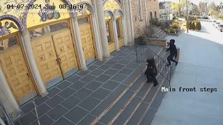 Woman in critical condition after being attacked, robbed outside Queens church