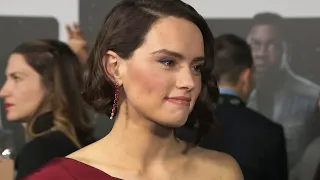 Daisy Ridley CRIED When She Saw 'Star Wars: The Rise of Skywalker' for the First Time (Exclusive)