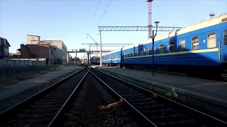 Тепловоз ТЭП70  0087 с пассажирским поездом - Ukraine 2022