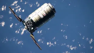 Прибытие грузовика Cygnus. 24.05.2018 (вид с борта МКС)