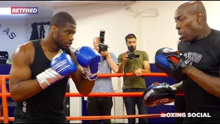 DYNAMITE DUO! DANIEL DUBOIS & FRANK BRUNO PAD SESSION AHEAD OF DUBOIS SHOWDOWN WITH NATHAN GORMAN