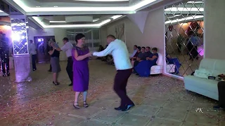 Файна гуцулка. Весілля Розтоки. Гурт VIVAT ( м. Коломия ) - Dance "Gutsulka" Wedding