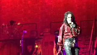 alice cooper ol black eyes is back tour trusts arena auckland new zealand 20/02/2020