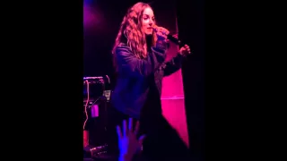 Jojo When Love Hurts LIVE