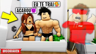 ESPIONEI um CASAL de TRAIDORES Ficando INVISÍVEL e ISSO ACONTECEU... BROOKHAVEN RP Roblox